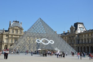 LOUVRE 2